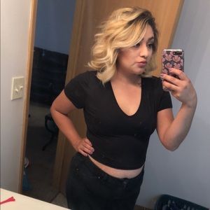 Meet your Posher, Elissa